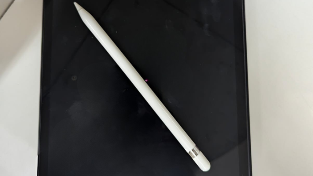 How to Pair, Charge & Check Apple Pencil 1 Battery with iPad 9